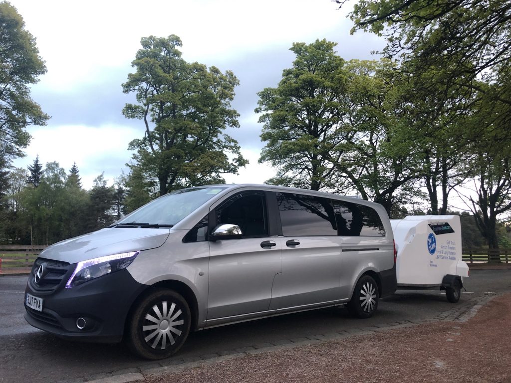St Andrews Starfish Taxis with golf equipment trailer, comfortably accommodating 8 passengers with luggage